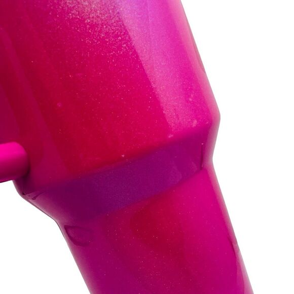 Stanley x Barbie™ Icon Quencher Flowstate™ Tumbler Limited Edition | 40 oz - Picture 6 of 7